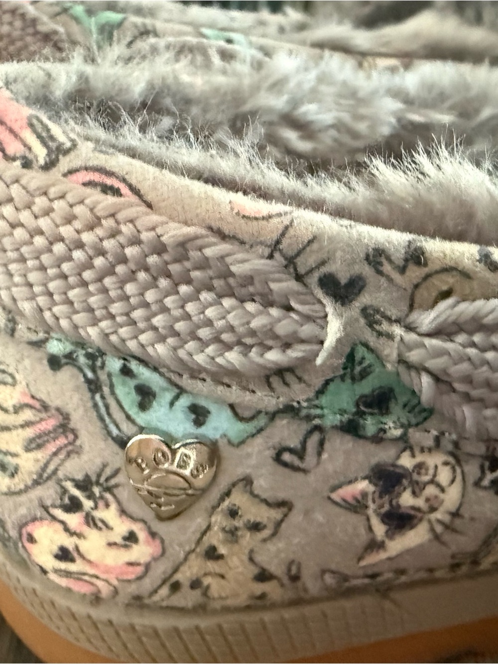 BOBS by Skechers Cat Cozies Cozy Chill Slippers Bow Cat Print Memory Foam - Picture 7 of 10